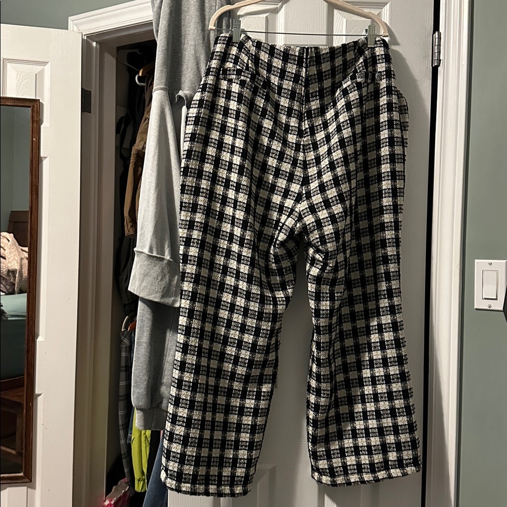 Unique Vintage black white and gold checked pants - Picture 5 of 7